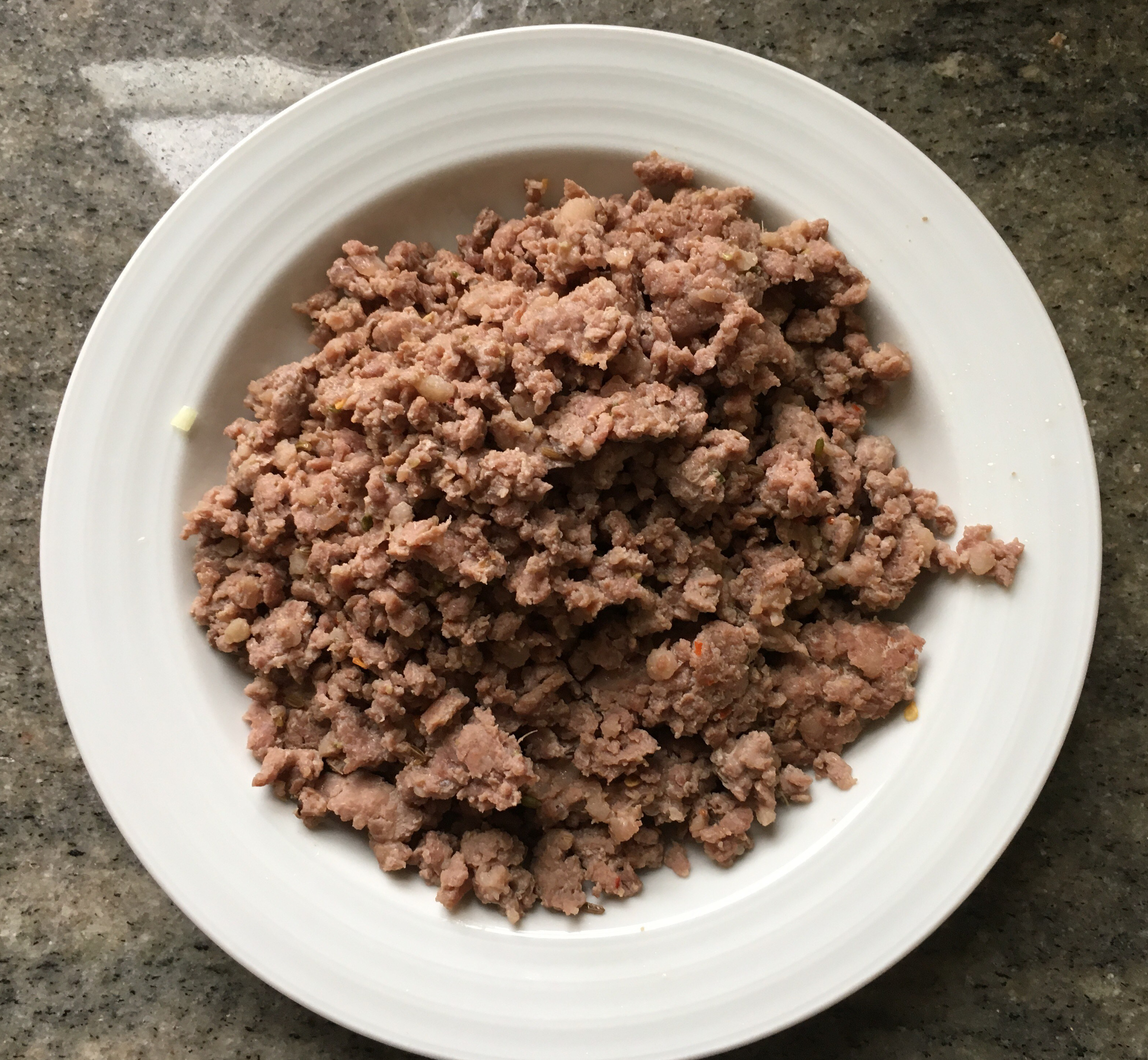 Saut?ed fennel riesling sausage