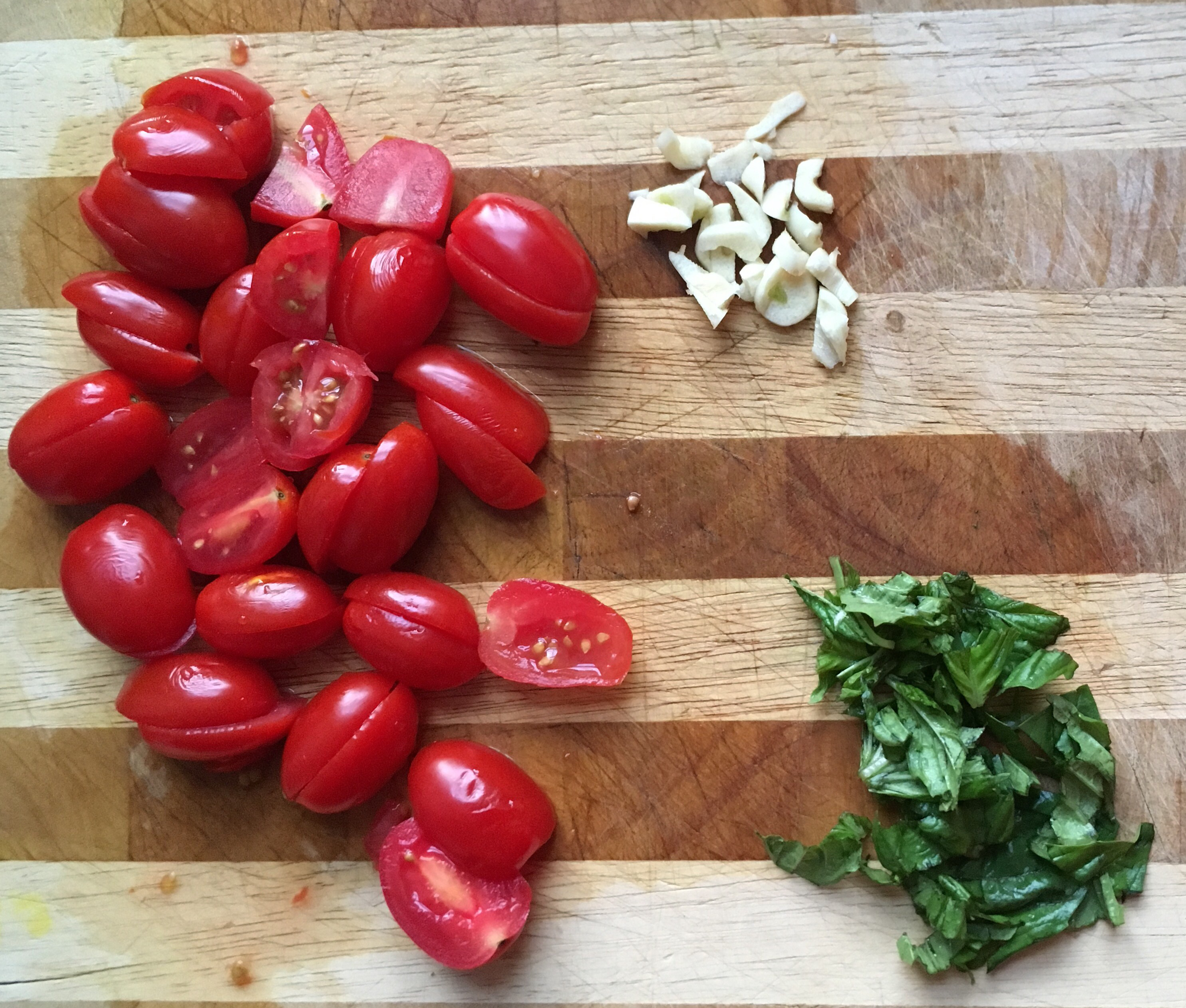 Chopped Grape Tomatoes, Garlic & Basil